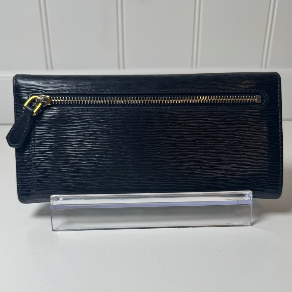 Prada Saffiano Lux Leather Continental Wallet with Gold Hardware - Picture 2 of 16